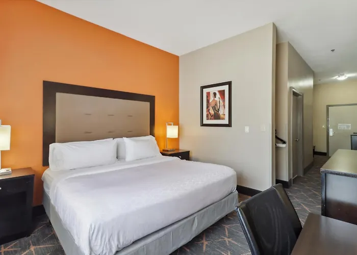 Holiday Inn Hotel&Suites Slidell