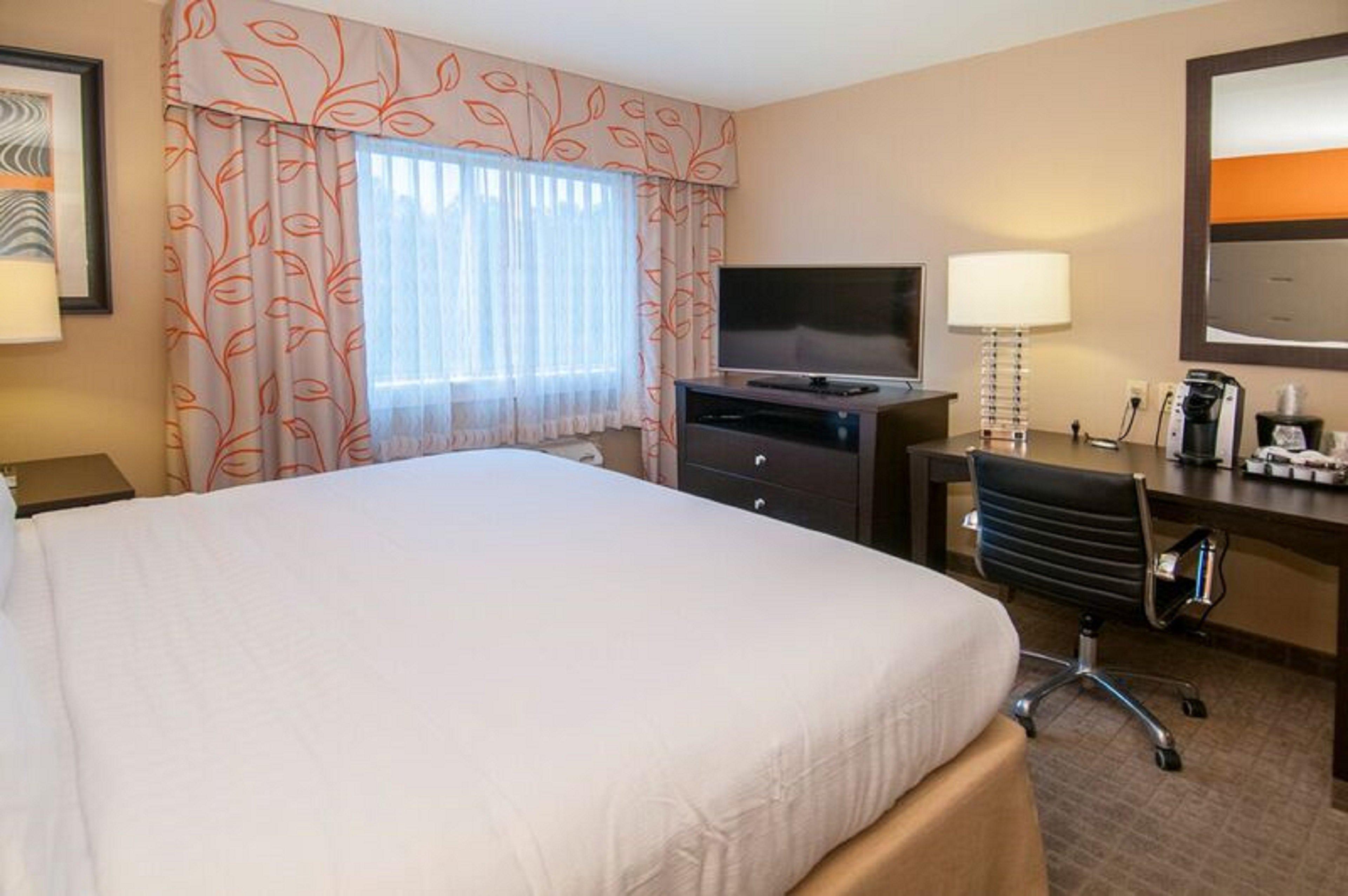Hotel & By Ihg 3*