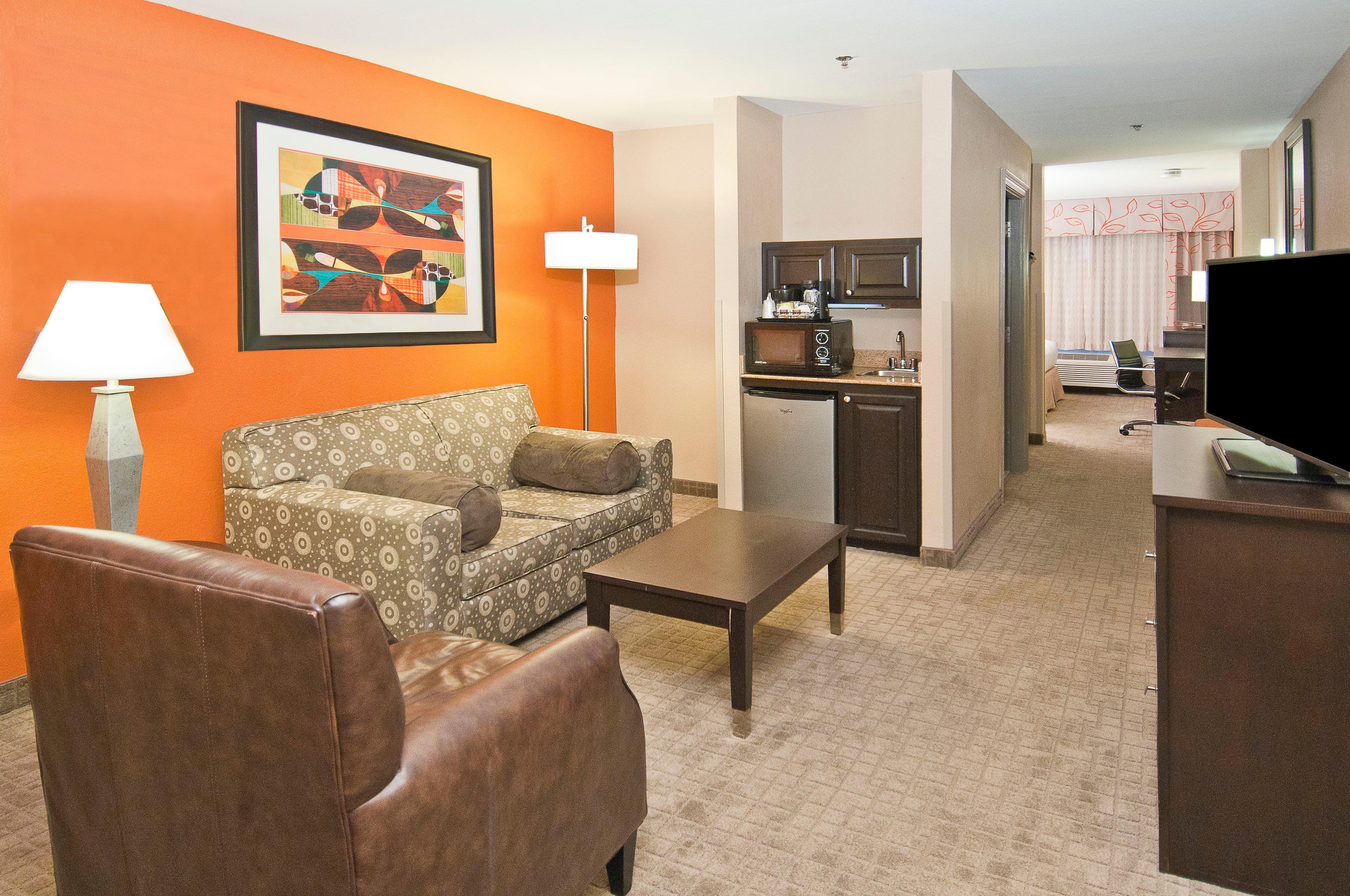 Hotel & By Ihg