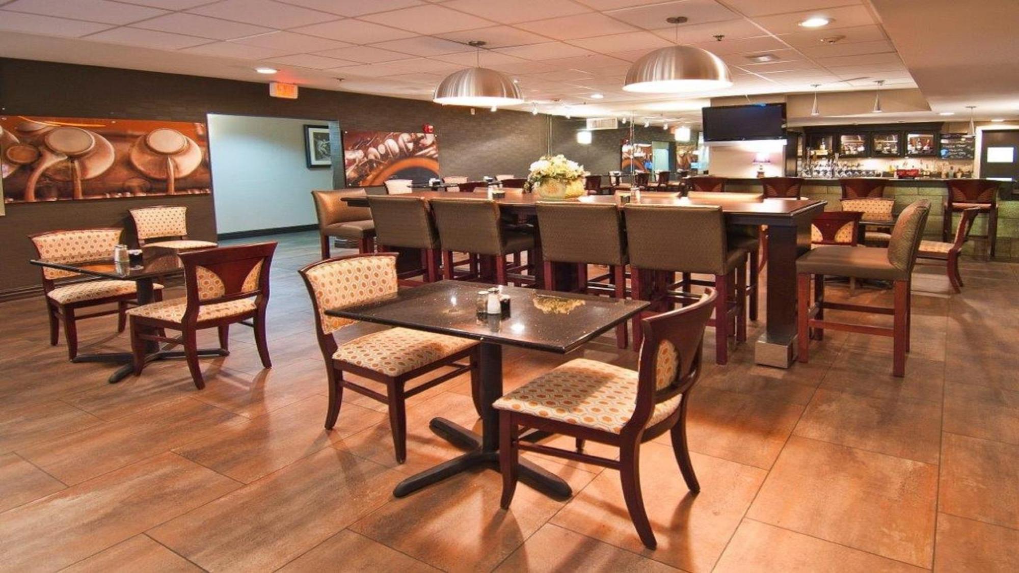 & By Ihg Slidell