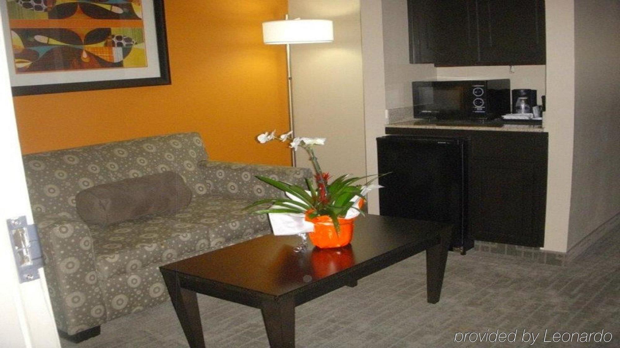 & By Ihg 3* Slidell