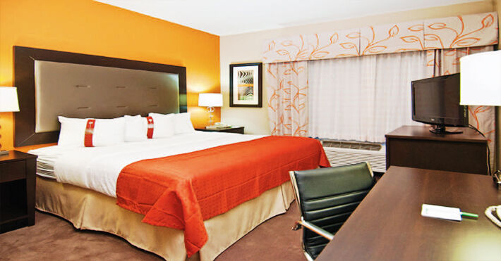 Hotel & By Ihg 3*