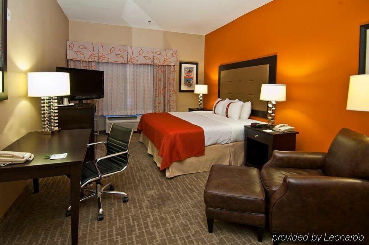 Hotel & By Ihg 3*