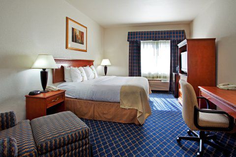 Hotel & By Ihg